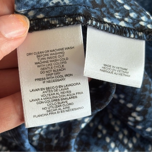 Nine West Women's Blue Snake Print Tie Neck Tunic Blouse Shirt Top M - Picture 6 of 11